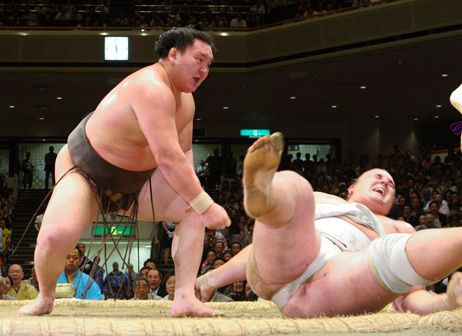 Хакухо М.Даваажаргалын “Нацү башё”-ын барилдааны бичлэг